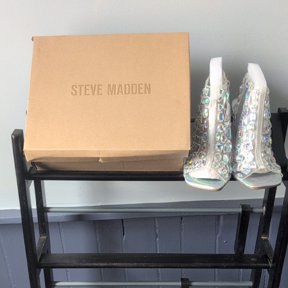 Steve Madden Silver and Iridescent Women's Shoes